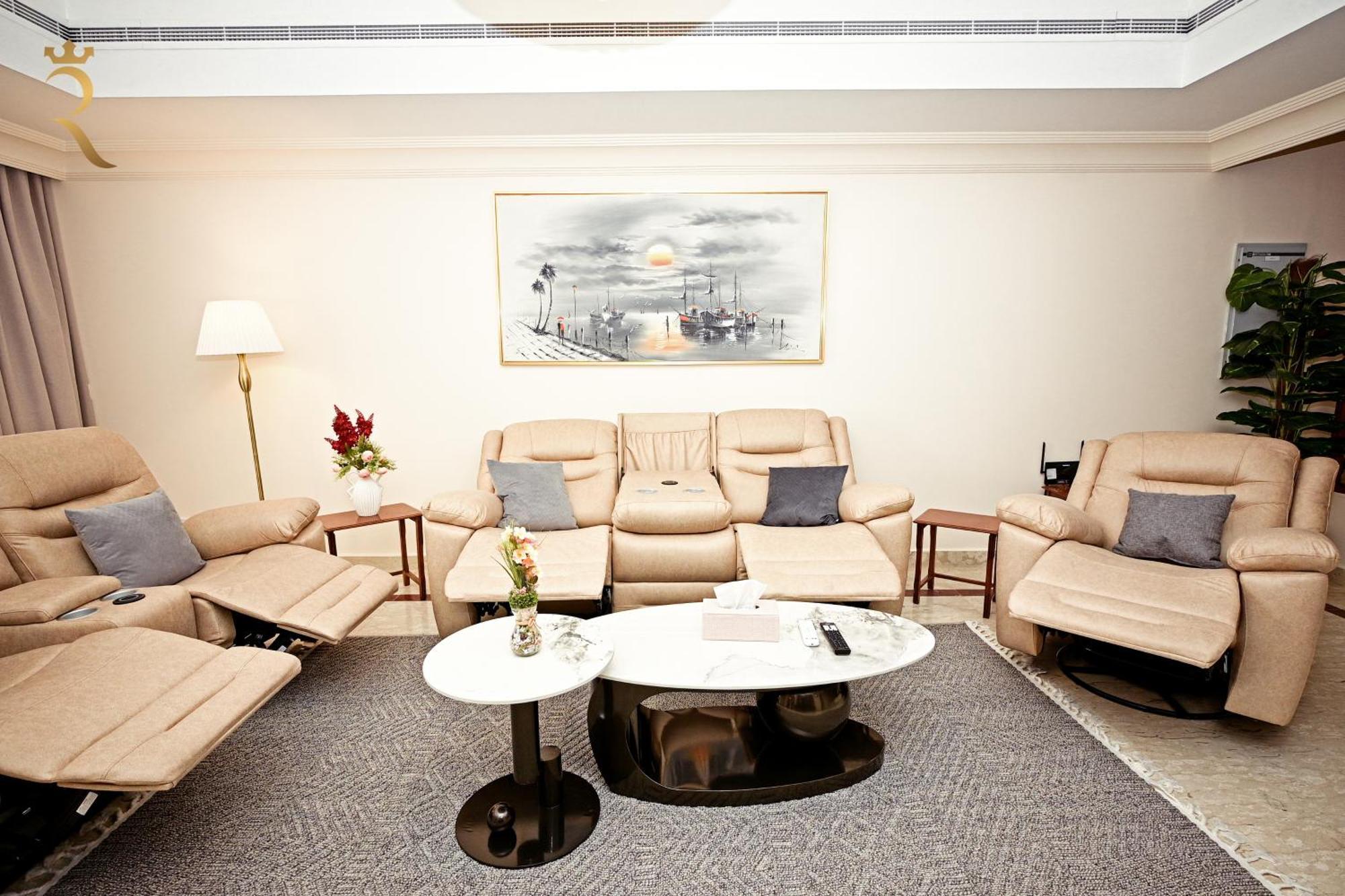 Bliss 3br Corniche Al Raha *