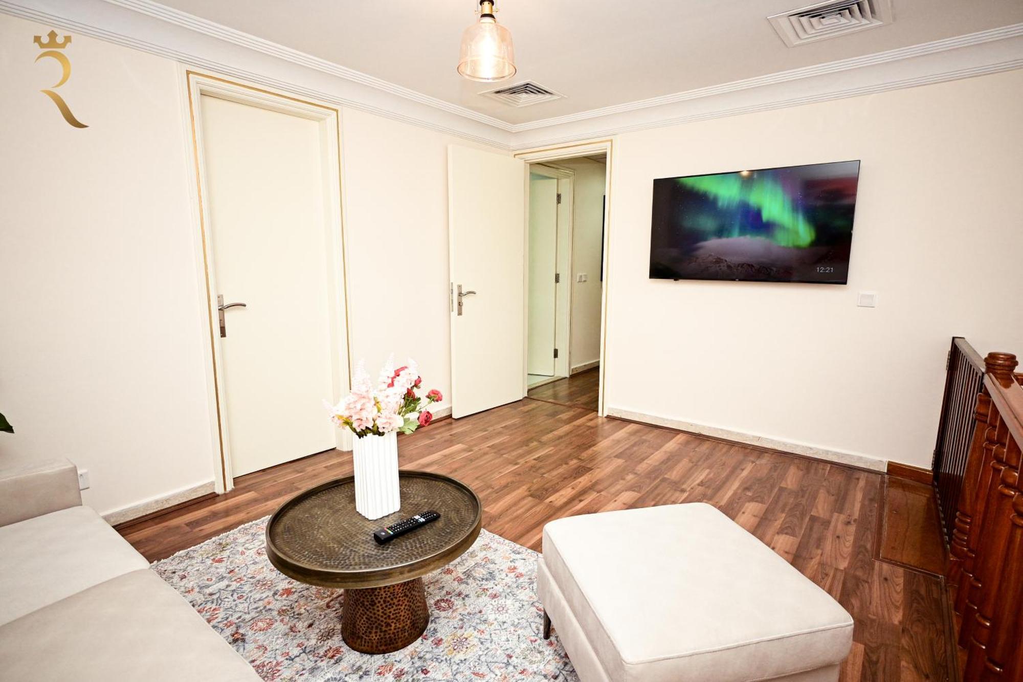 Bliss 3br Corniche Al Raha Apartment *