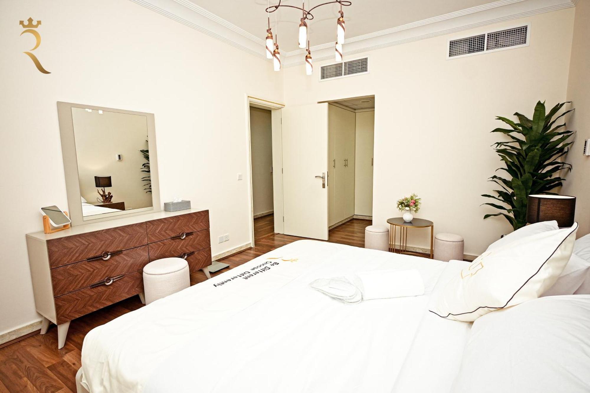 Apartment Bliss 3br Corniche Al Raha *