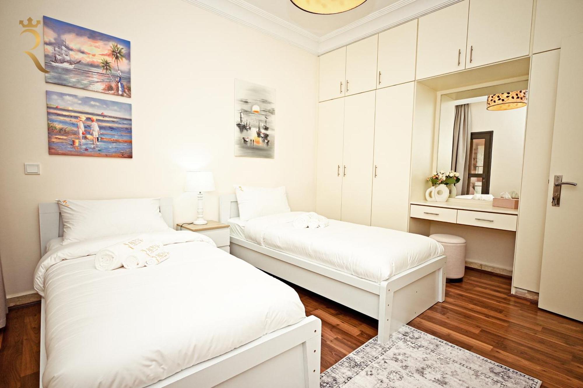 Bliss 3br Corniche Al Raha Apartment *