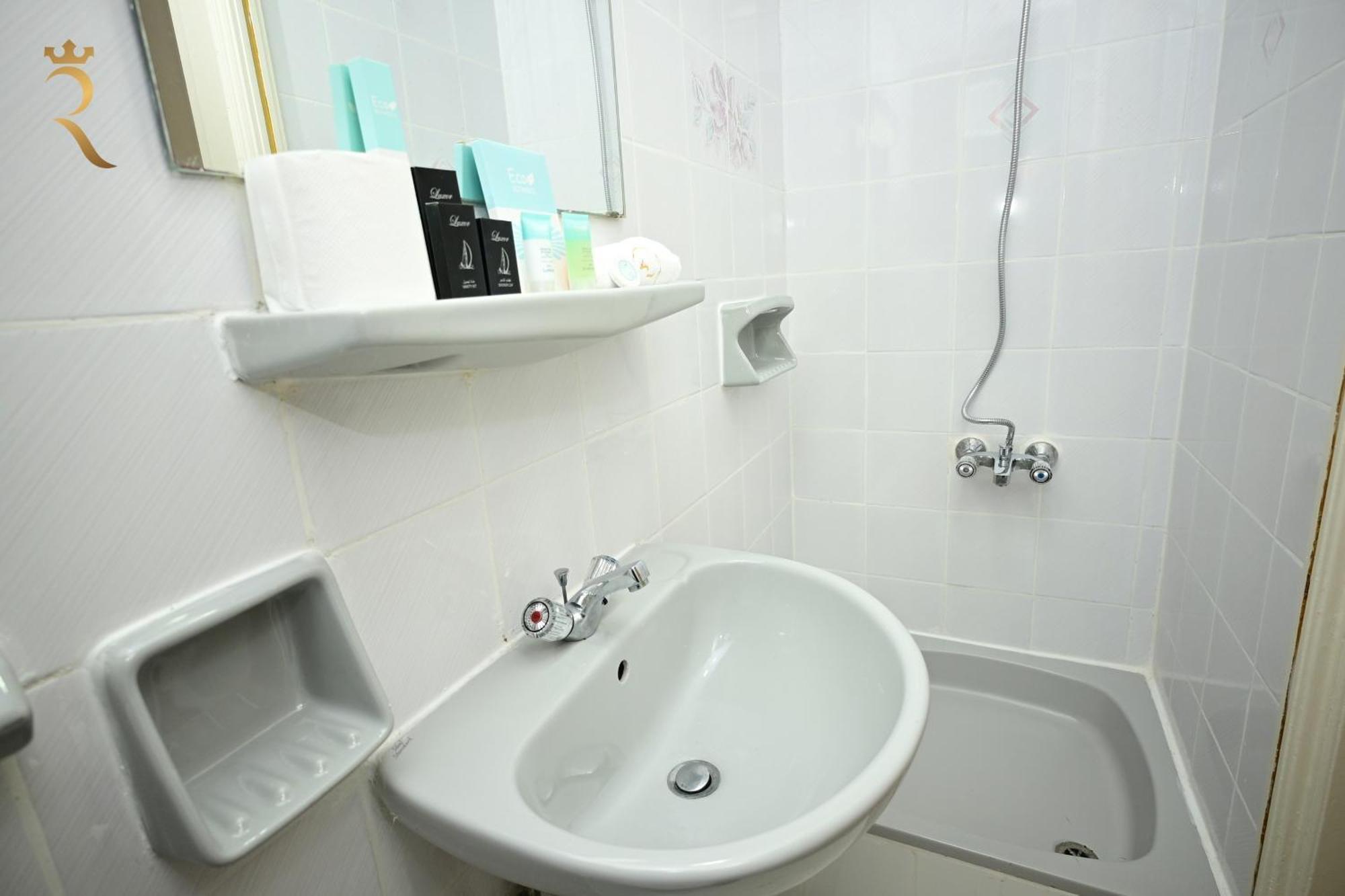 Bliss 3br Corniche Al Raha Apartment